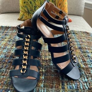 Ladies Comfortview Navy Blue Strappy Gladiator Heels with Gold Chain - Size 9W